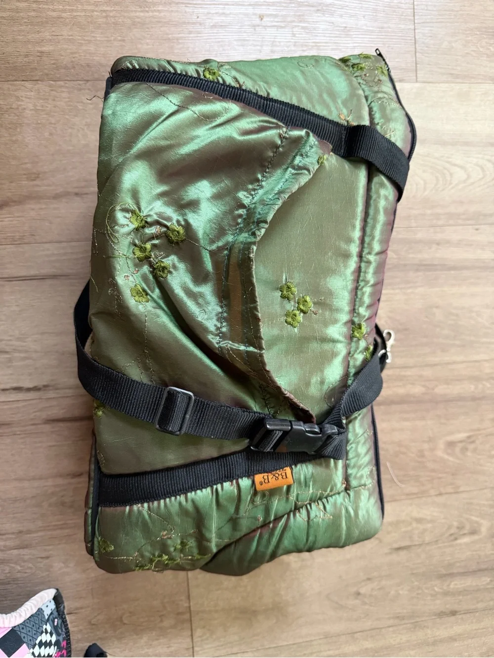 B&P Soft Pet Carrier – Green Floral